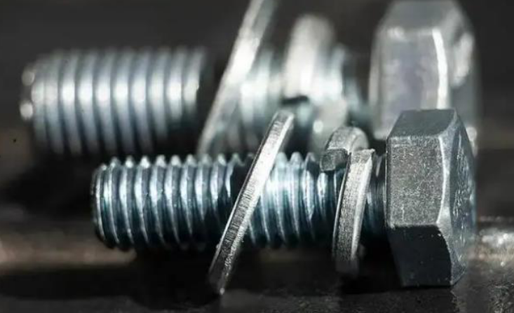 Các chức năng tương ứng của vòng đệm lò xo và vòng đệm phẳng là gì?